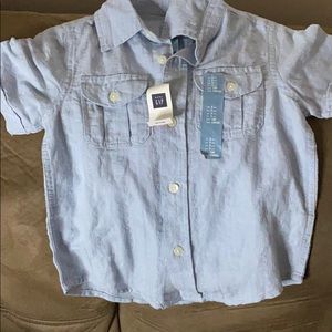 Gap shirt
